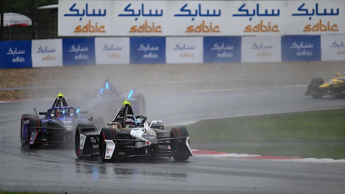 e prix shanghai le pagelle günther stratega voto 8 sorprende cassidy sul bagnato voto 7