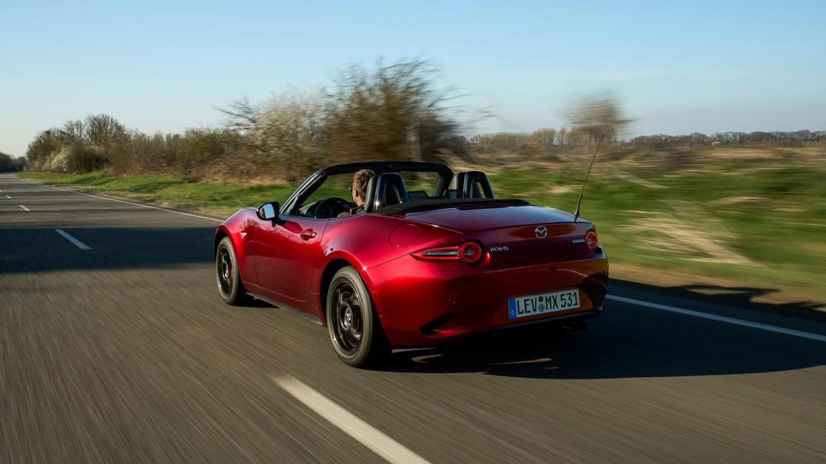 auto cabrio e spider a meno di 100 mila euro cosa si pu242 comprare da Gazzetta.it auto cabrio e spider a meno di 100 mila euro cosa si pu242 comprare