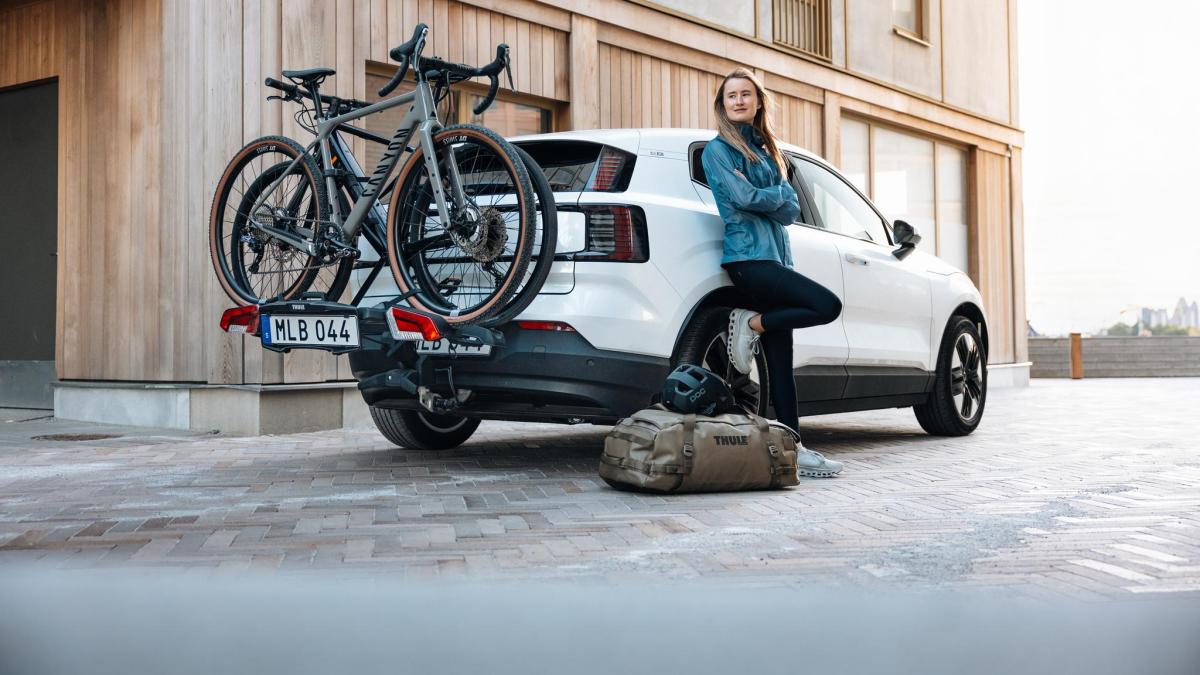 Thule OutPace: il portabici salvaspazio che si piega alle esigenze di ogni ciclista Thule OutPace: il portabici salvaspazio che si piega alle esigenze di ogni ciclista