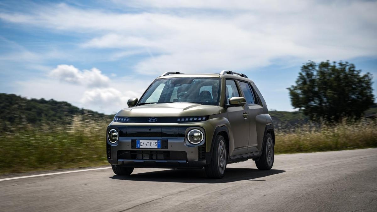 hyundai inster cross come va il crossover compatto elettrico