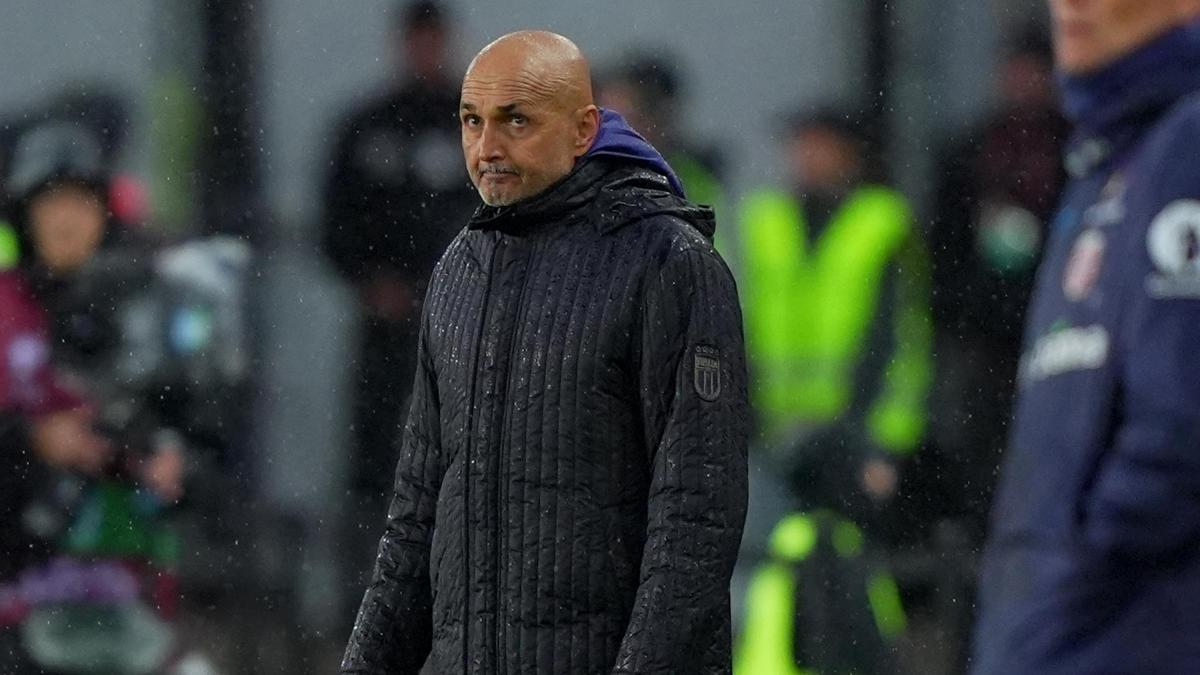 Spalletti: "Vado avanti con questo gruppo". Donnarumma: "Sconfitta inaccettabile" Spalletti: "Vado avanti con questo gruppo". Donnarumma: "Sconfitta inaccettabile"