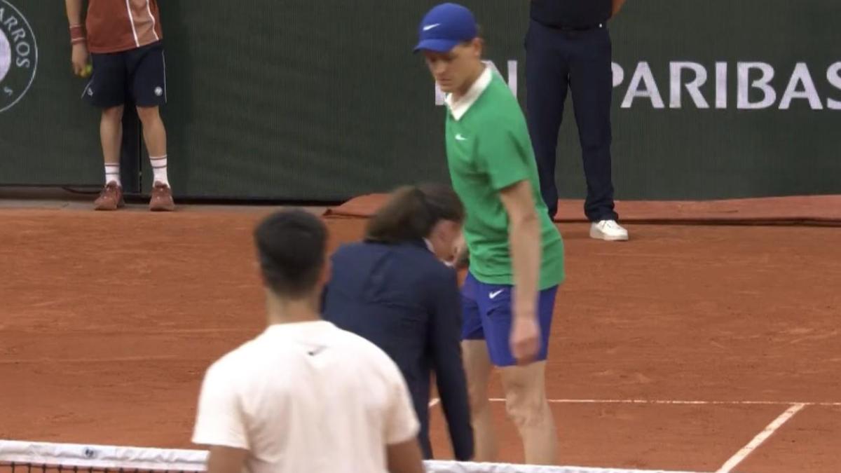 alcaraz sinner il trionfo del fair play si arbitrano da soli i punti contestati durante la finale