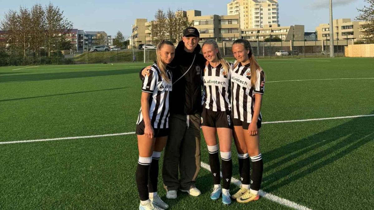 In attesa di conoscere il proprio futuro, Gudmundsson fa un pieno di pallone in famiglia In attesa di conoscere il proprio futuro, Gudmundsson fa un pieno di pallone in famiglia
