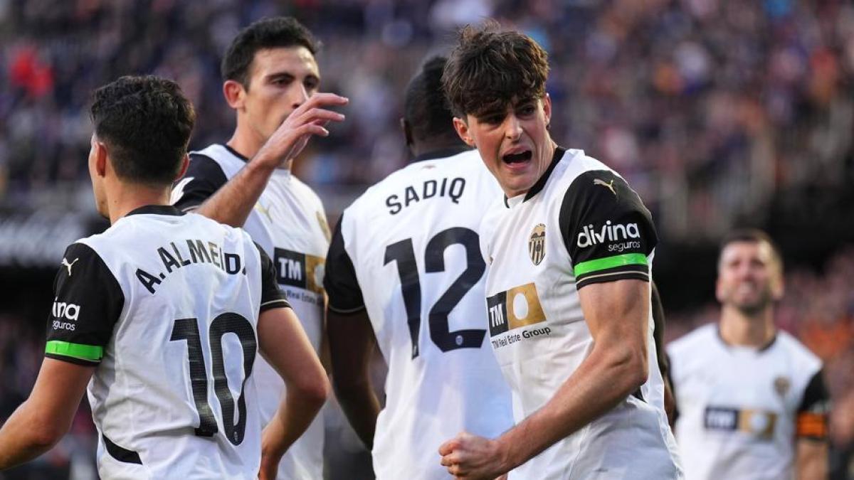 Milan, primo affondo per Javi Guerra. Ma col Valencia l Milan, primo affondo per Javi Guerra. Ma col Valencia l