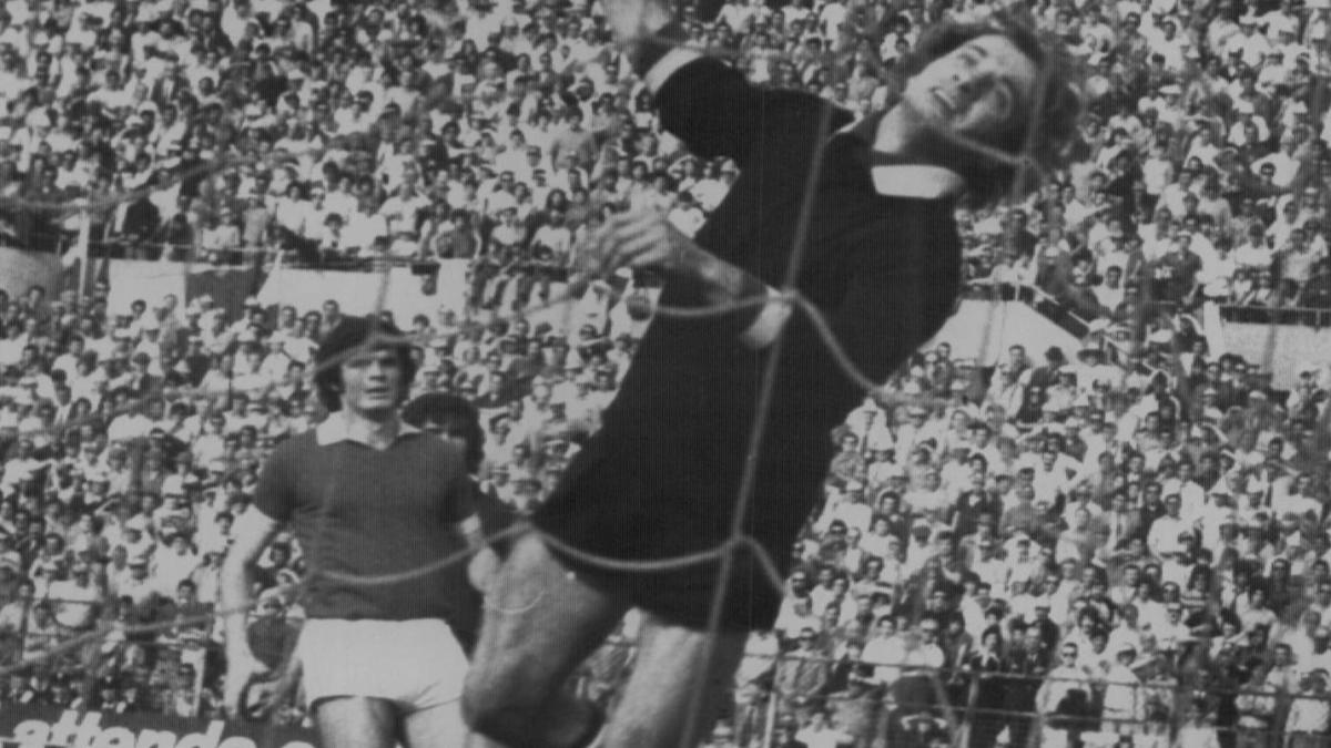 La tragedia dei Giacomi: la morte si prese in poche ore il portiere e i suoi fratelli La tragedia dei Giacomi: la morte si prese in poche ore il portiere e i suoi fratelli