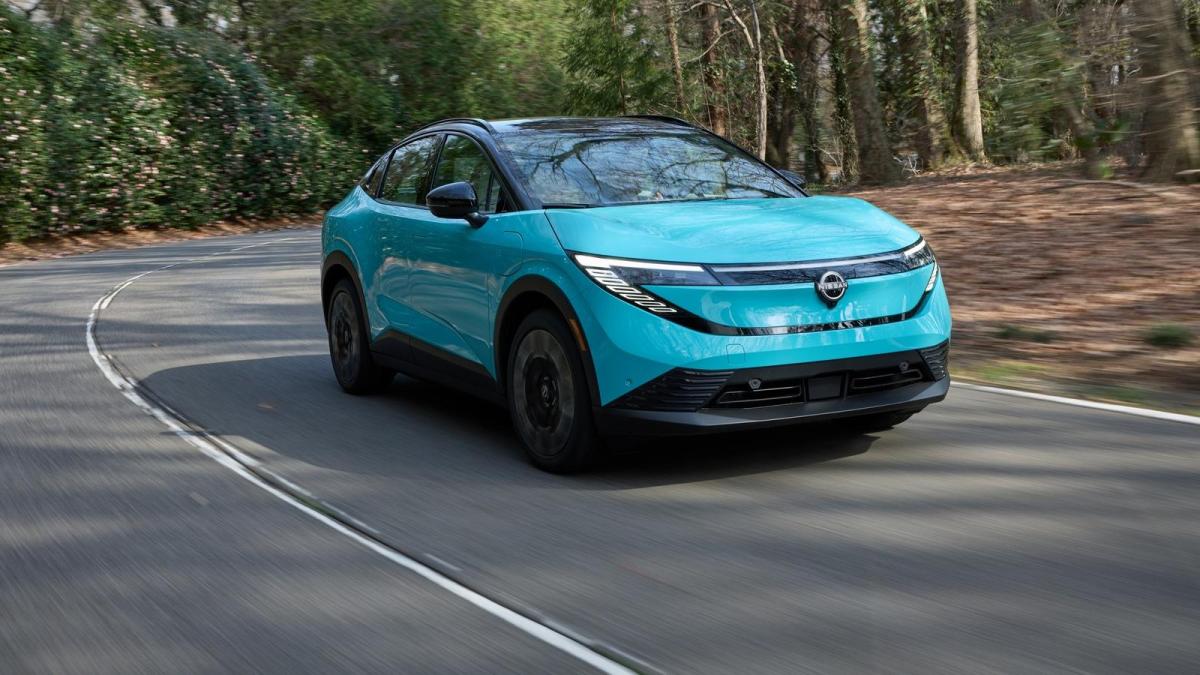 Nuova Nissan Leaf: più grande e con autonomia da lunghi viaggi Nuova Nissan Leaf: più grande e con autonomia da lunghi viaggi