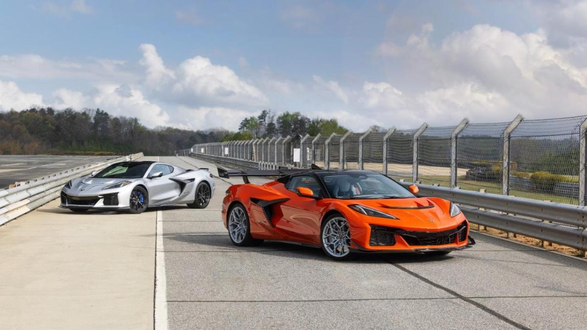 Corvette elettrica? Non ora. Marcia indietro di General Motors Corvette elettrica? Non ora. Marcia indietro di General Motors