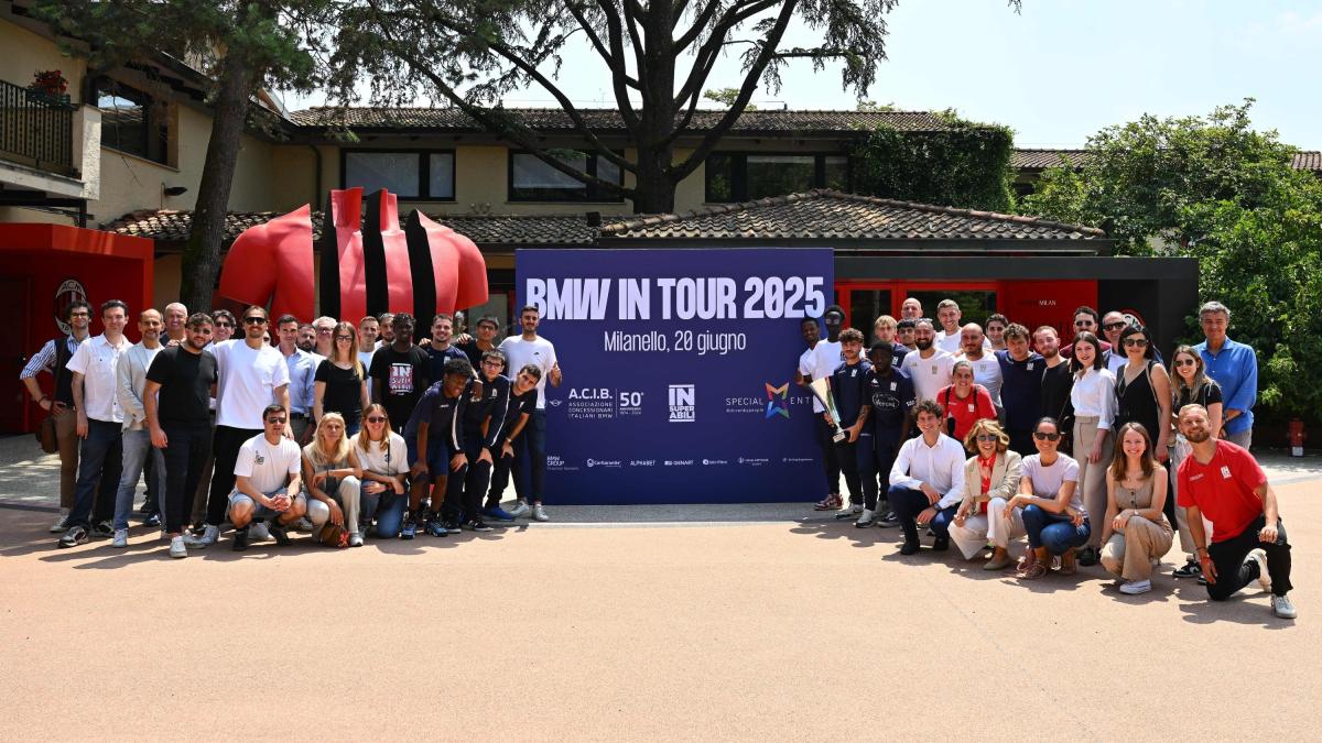 bmw in tour inclusione in campo finale a milanello