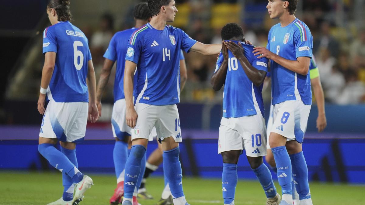 Germania Italia, le pagelle: Ghilardi difensore vecchia scuola (8), Gnonto rosso e lacrime (5) Germania Italia, le pagelle: Ghilardi difensore vecchia scuola (8), Gnonto rosso e lacrime (5)