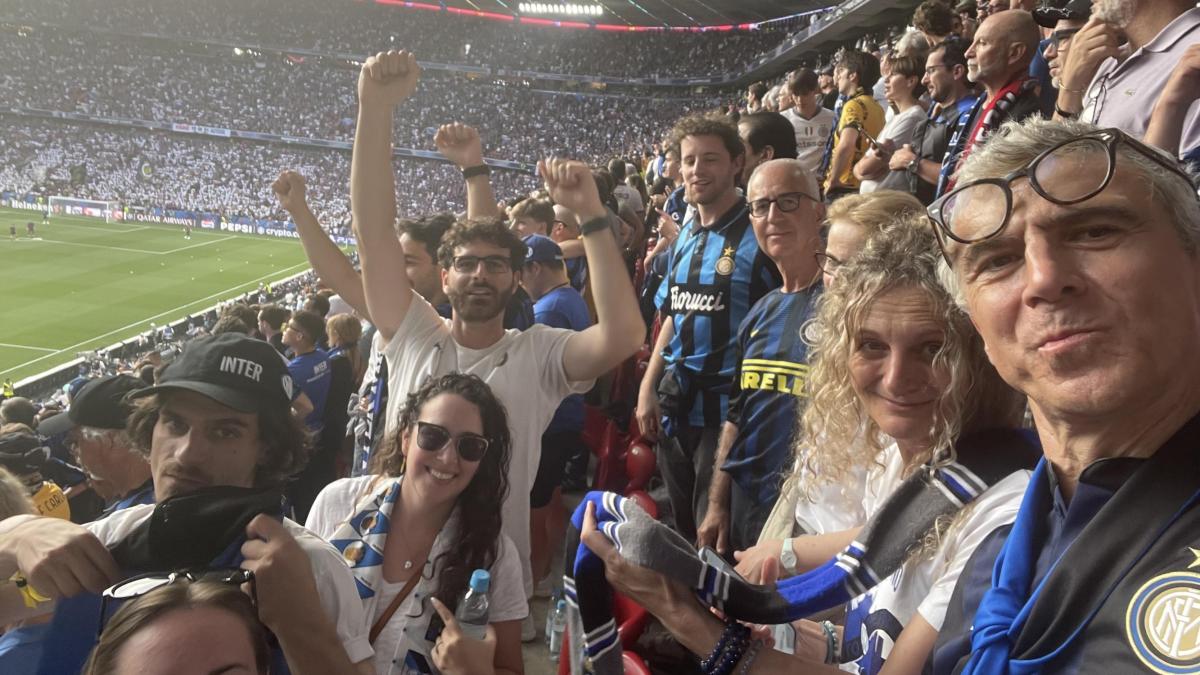 Il braccio destro di Jobs e Bezos pazzo di Inter: "Questo club è famiglia" Il braccio destro di Jobs e Bezos pazzo di Inter: "Questo club è famiglia"