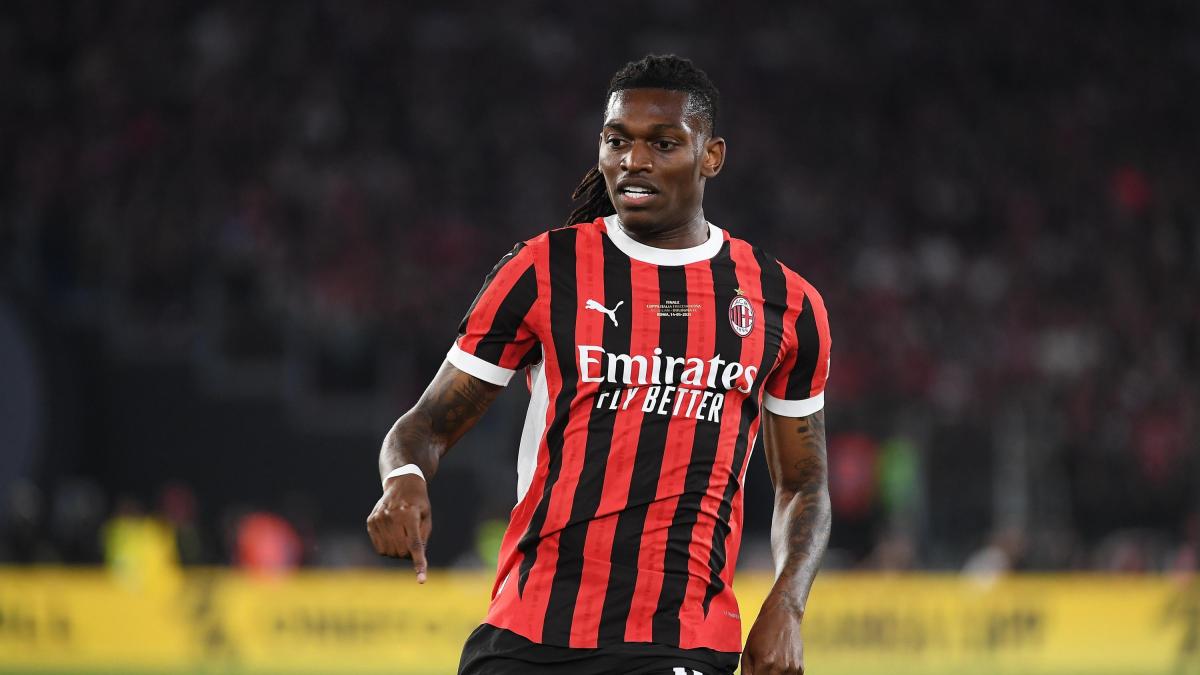 Allegri chiama, Leao risponde: tecnico e attaccante già in sintonia. Ecco il piano Milan per Rafa Allegri chiama, Leao risponde: tecnico e attaccante già in sintonia. Ecco il piano Milan per Rafa