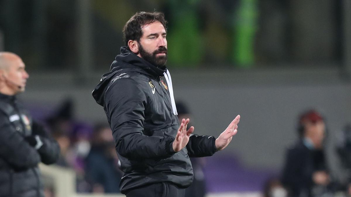 Ripartenza Bari, Caserta lancia la sfida: "Voglio fame e orgoglio". Ed è già rivoluzione Ripartenza Bari, Caserta lancia la sfida: "Voglio fame e orgoglio". Ed è già rivoluzione