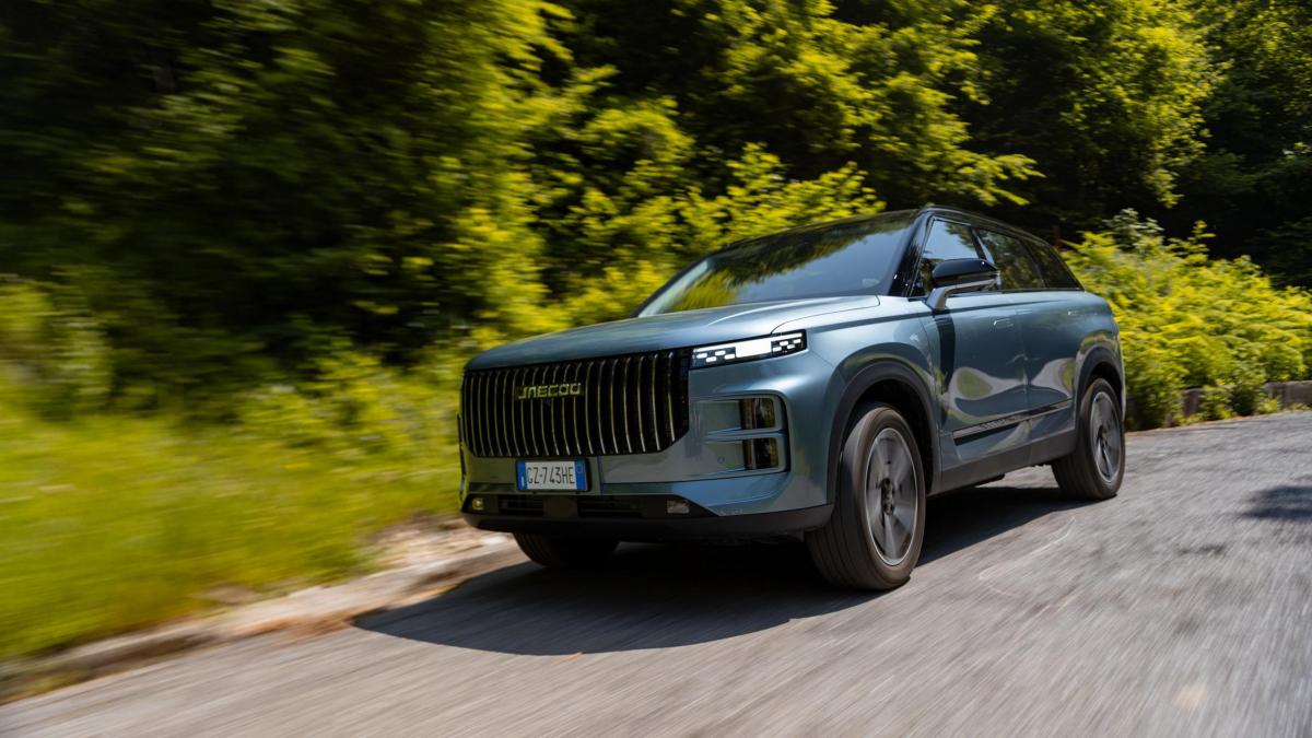 Jaecoo 7: come va il Suv ibrido da 1.200 km di autonomia e 25 km/l (a batteria scarica) Jaecoo 7: come va il Suv ibrido da 1.200 km di autonomia e 25 km/l (a batteria scarica)