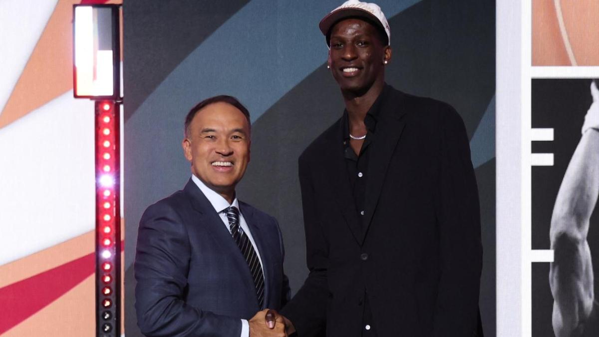 Virtus Bologna, ora è ufficiale: preso Niang dal Trento, contratto biennale Virtus Bologna, ora è ufficiale: preso Niang dal Trento, contratto biennale