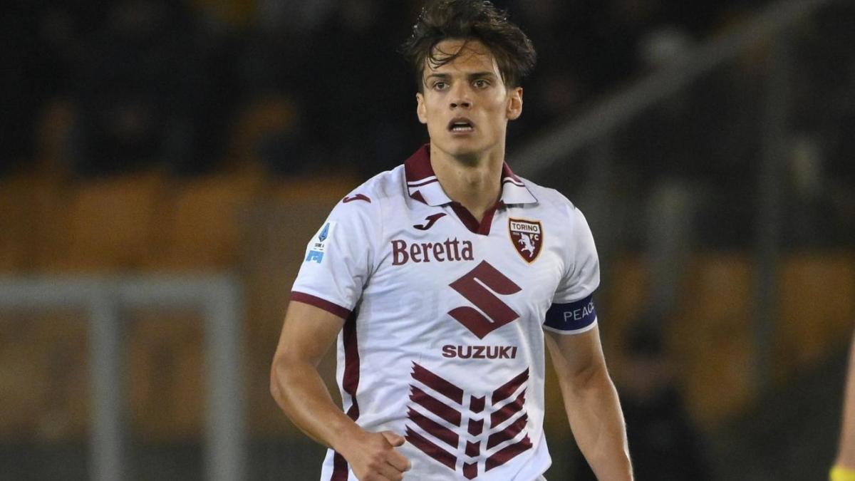 Il Milan rifà il centrocampo: avanti per Jashari, vicino anche Ricci. Le trattative Il Milan rifà il centrocampo: avanti per Jashari, vicino anche Ricci. Le trattative