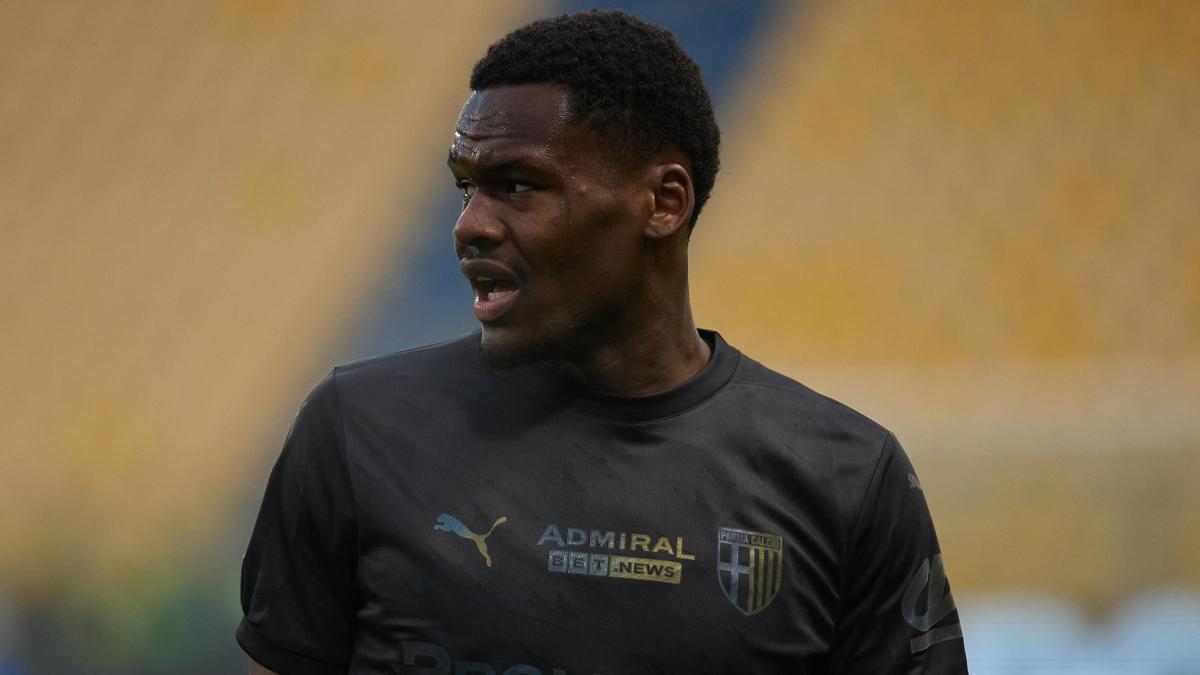 Inter, ecco Bonny: in sede per la firma sul contratto, atteso l