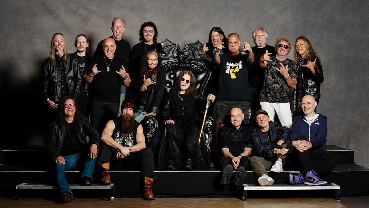 Ozzy Osbourne ha il morbo di Parkinson e commuove tutti al concerto d Ozzy Osbourne ha il morbo di Parkinson e commuove tutti al concerto d