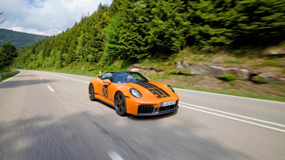 Porsche 911 Spirit 70: la prova della cabriolet dal fascino vintage