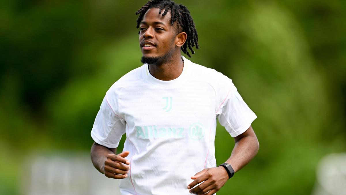 Mbangula può diventare un altro Huijsen? Cosa ci dice il suo percorso alla Juve Mbangula può diventare un altro Huijsen? Cosa ci dice il suo percorso alla Juve
