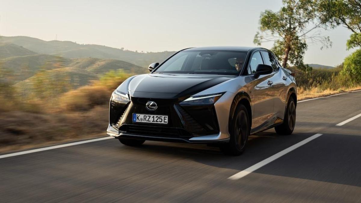 Lexus RZ: più autonomia e tanta tecnologia per il Suv elettrico premium Lexus RZ: più autonomia e tanta tecnologia per il Suv elettrico premium