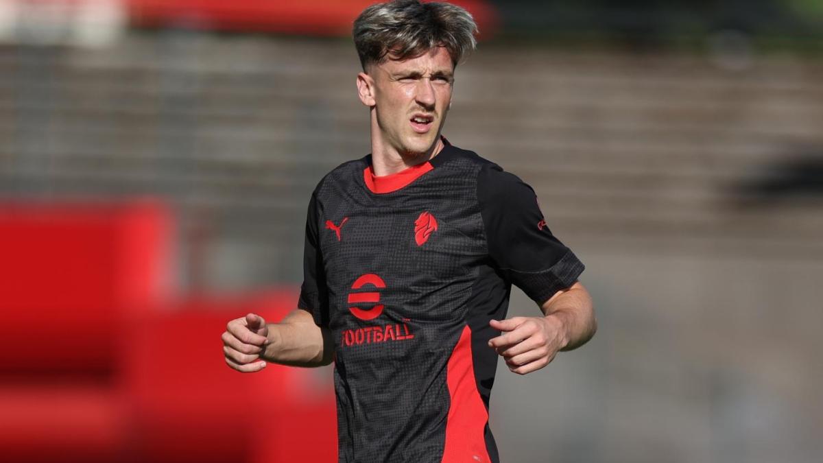 Lecce-Milan, le formazioni ufficiali: Saelemaekers in attacco, Camarda parte titolare
