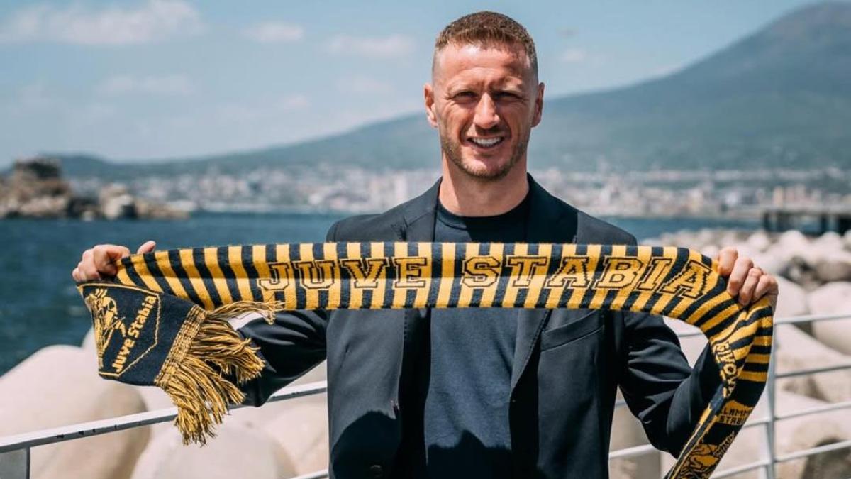abate pippo ti sfido la mia juve stabia giovane e affamata