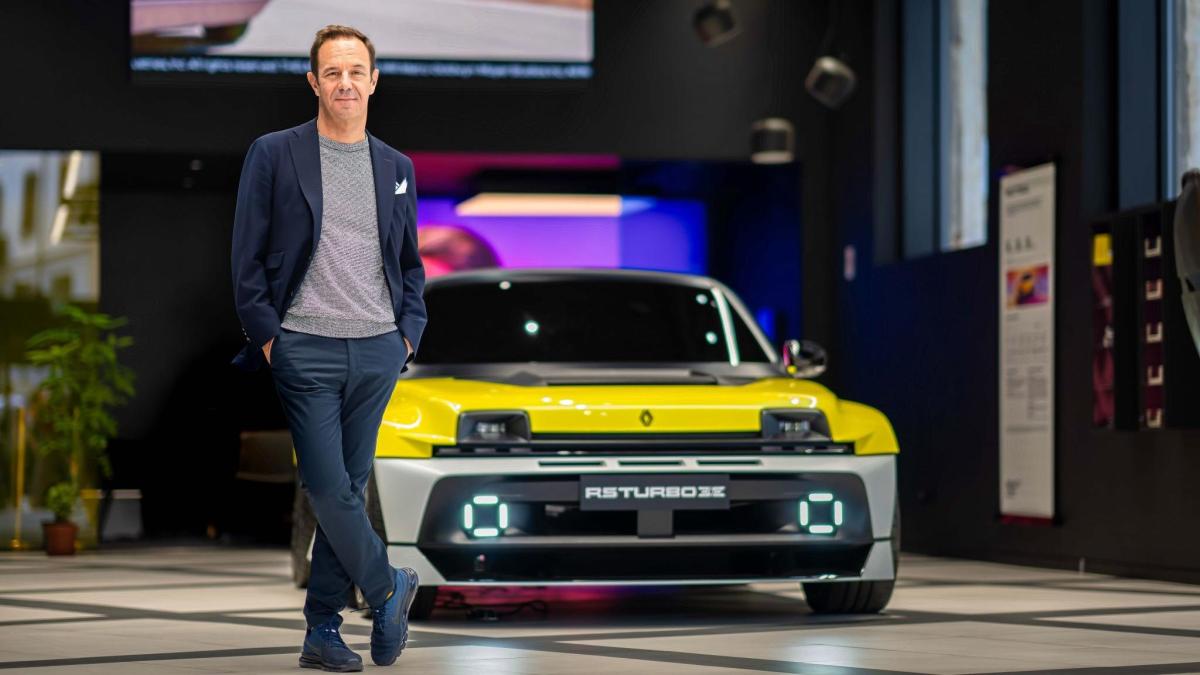 Renault: "L’elettrico ha già tecnologia e personalità, servono gli incentivi" Renault: "L’elettrico ha già tecnologia e personalità, servono gli incentivi"