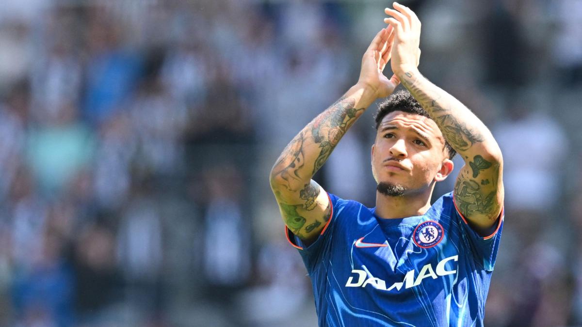 Juve, Sancho subito: Comolli accelera, a 3 giorni dal raduno Tudor spera nel regalo Juve, Sancho subito: Comolli accelera, a 3 giorni dal raduno Tudor spera nel regalo