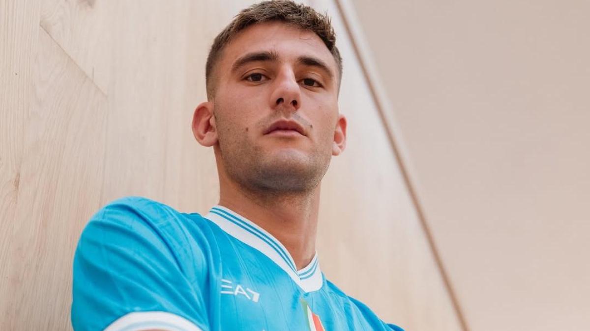 Lucca: "Napoli prima scelta. Giocare con Lukaku? Prima lo vedevo in tv...". Romelu: "Lui un Lucca: "Napoli prima scelta. Giocare con Lukaku? Prima lo vedevo in tv...". Romelu: "Lui un