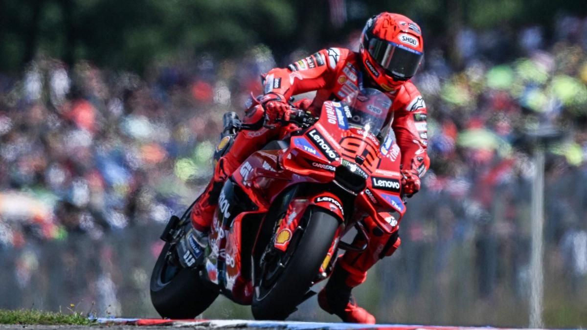 motogp austria dove vedere la gara di spielberg gli orari tv di sky e tv8 in streaming su now