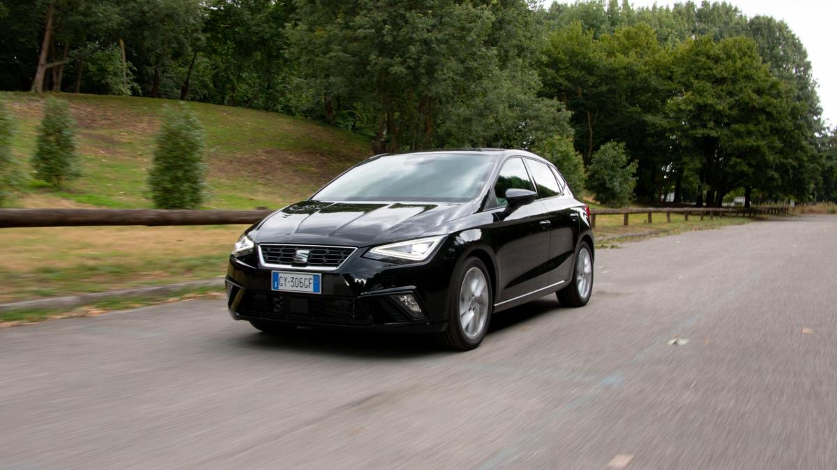 la seat ibiza fr 232 una buona auto per neopatentati la prova su strada e dei consumi
