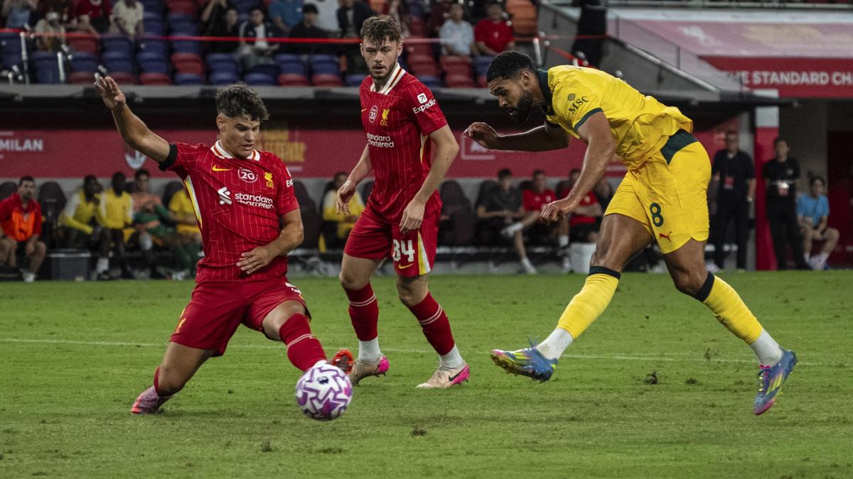 Liverpool Milan, le pagelle: Leao (8,5) fa impazzire Van Dijk (4,5). Okafor da 8!