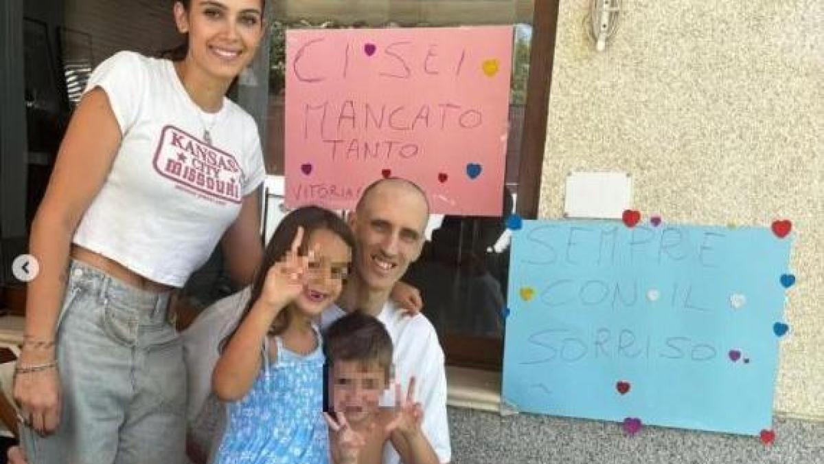 Polonara: "Mia figlia ha capito perché mi cadono i capelli. Mi ha chiamato la moglie di Sinisa" Polonara: "Mia figlia ha capito perché mi cadono i capelli. Mi ha chiamato la moglie di Sinisa"