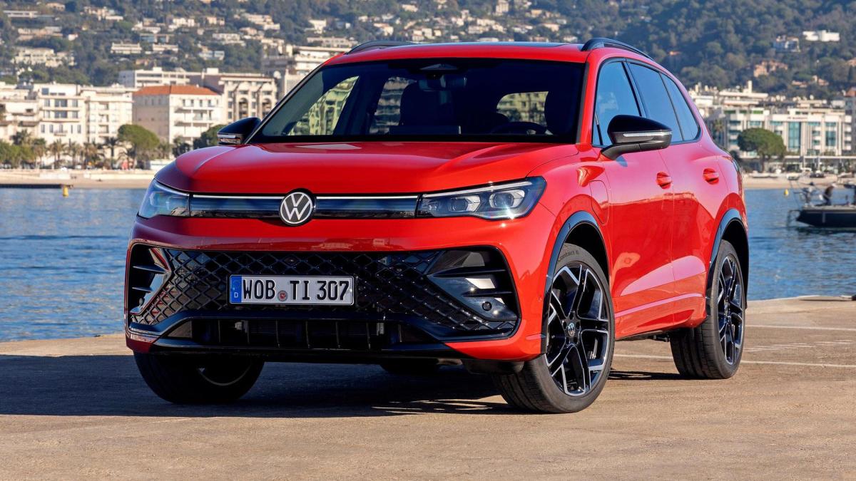 Auto nuove: prezzi delle più vendute nel 2025 per alimentazione