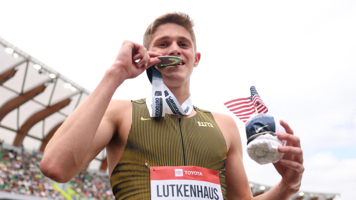 Lutkenhaus, 16 anni e i capelli a spazzola più veloci del mondo Lutkenhaus, 16 anni e i capelli a spazzola più veloci del mondo
