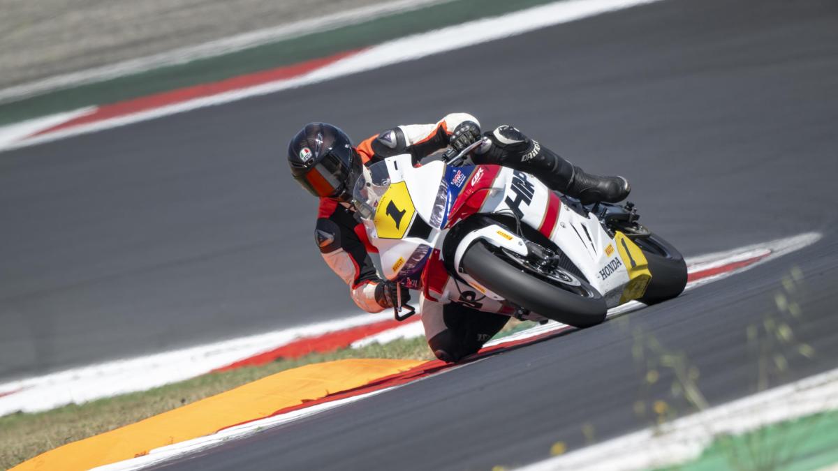 honda cbr1000rr r hirp la fireblade pi249 veloce di sempre