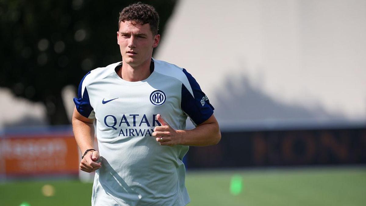 l inter blinda bisseck sul mercato finisce pavard e se parte c 232 gi224 un piano