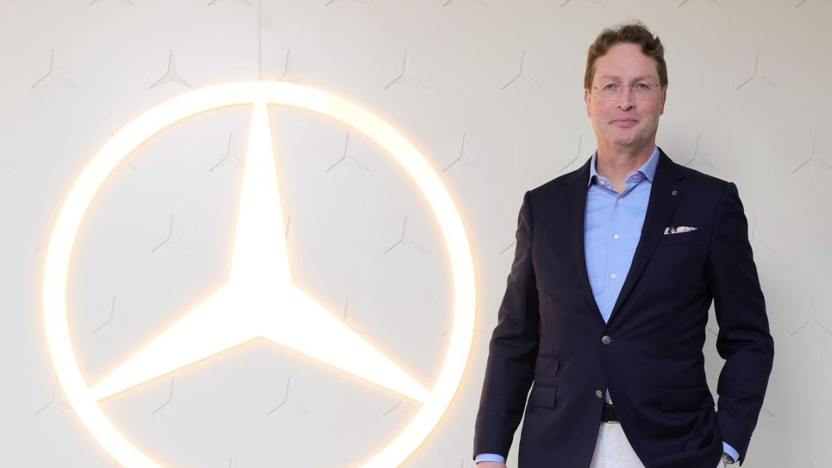 Mercedes, il ceo Källenius: "Il settore auto è a rischio crollo con lo stop del 2035"