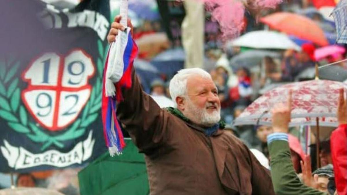 addio a padre fedele il frate ultr224 del cosenza aveva 87 anni