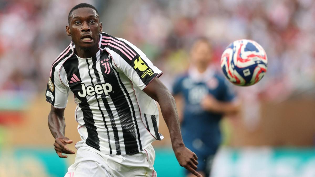 david svaria per vlahovic meglio andare via juve serve subito kolo muani