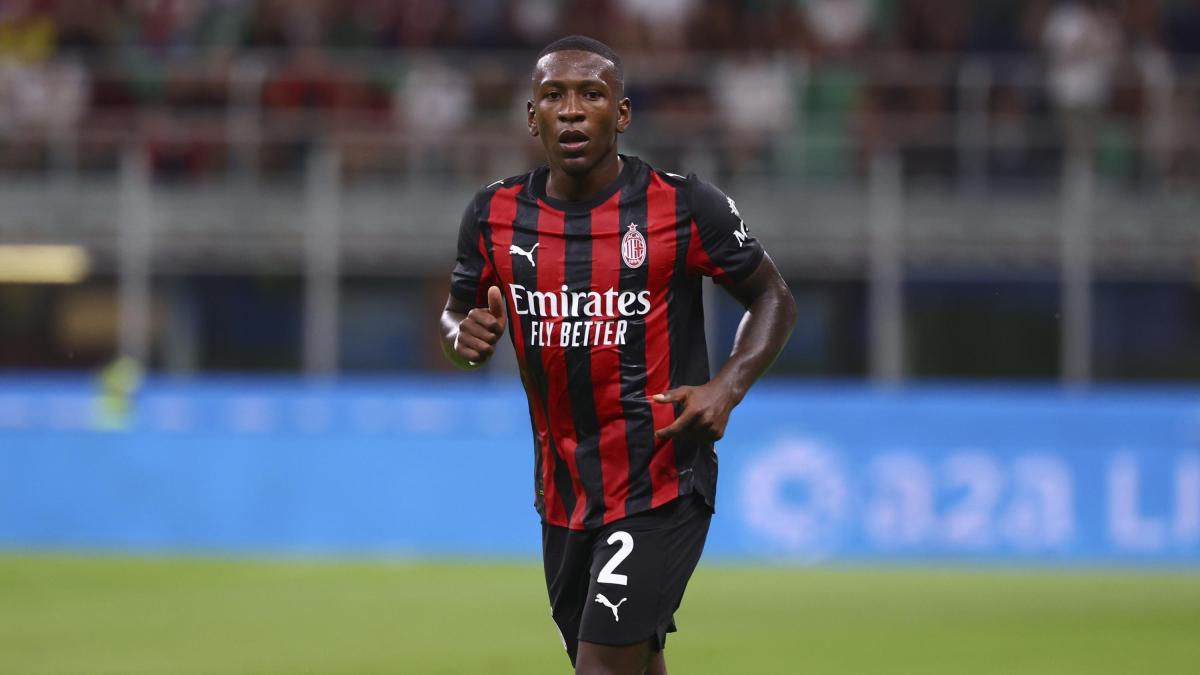 Milan, le ultime verso l'Inter: Bartesaghi recupera, ma il favorito in fascia è Estupinan