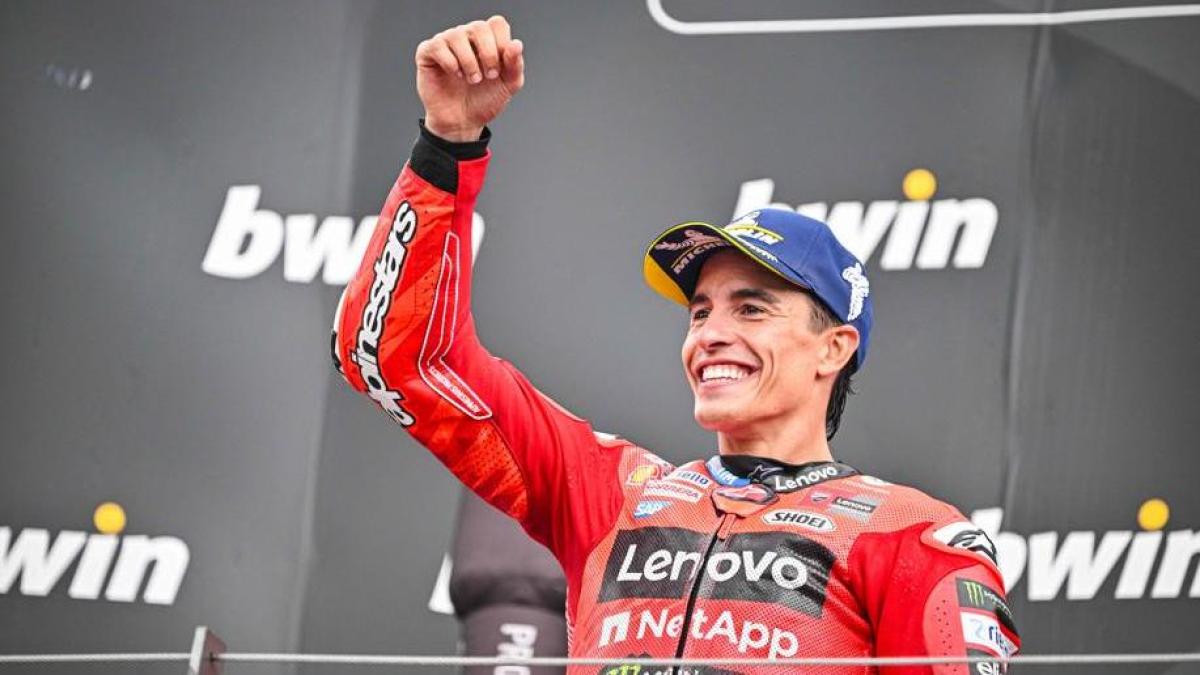 MotoGP Ungheria, prove libere: Marquez in testa, quarto Marini. Male Bagnaia