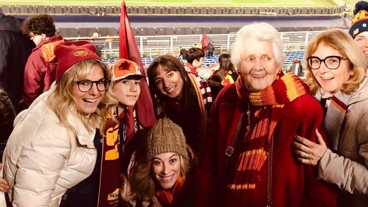 rosella nata insieme alla sua roma sar224 celebrata domani all olimpico