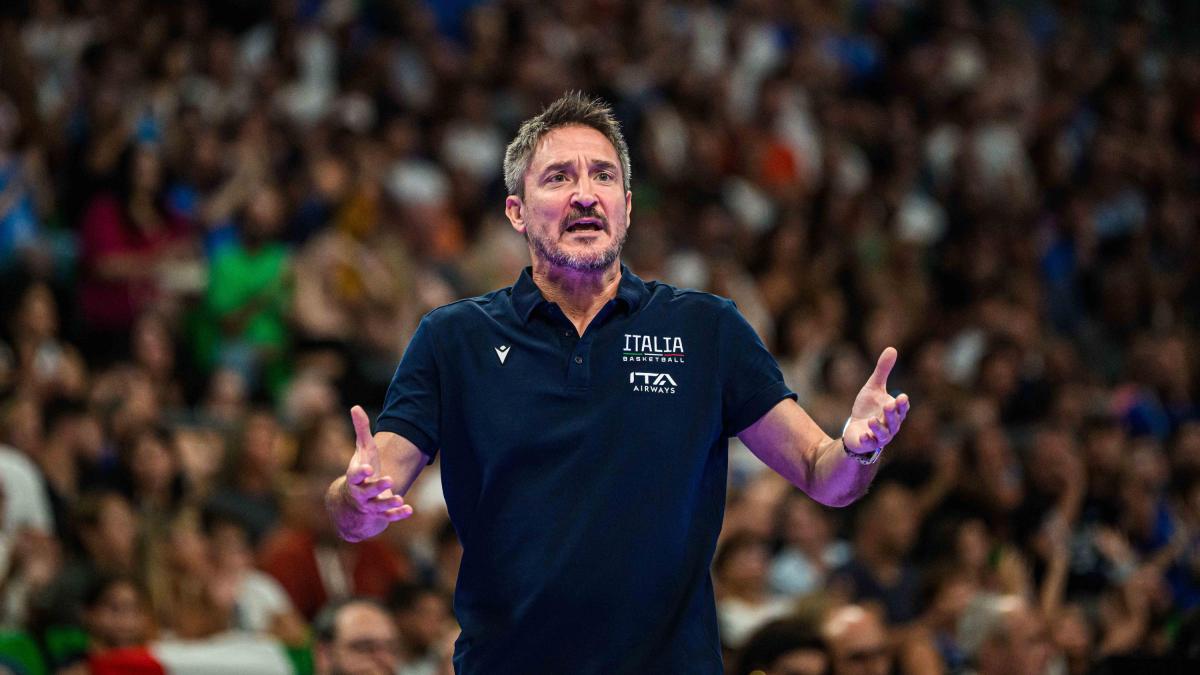 Italia, seconda sconfitta in due giorni: la Grecia batte gli azzurri 76 74. Gallinari ancora out Italia, seconda sconfitta in due giorni: la Grecia batte gli azzurri 76 74. Gallinari ancora out