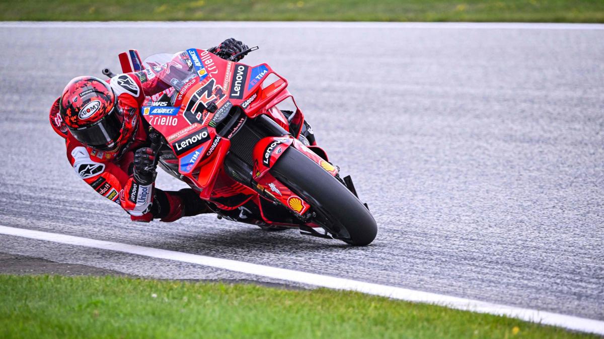 Bagnaia, clamoroso flop in Ungheria, è fuori in Q1: "Non riesco a guidare questa moto". Pole a Marc Marquez