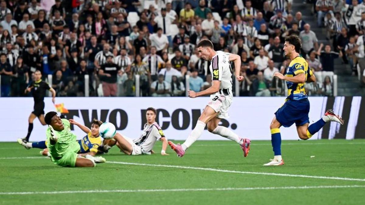Allegri chiama ma Vlahovic per il Milan è lontano. E quel gol non aiuta... Allegri chiama ma Vlahovic per il Milan è lontano. E quel gol non aiuta...