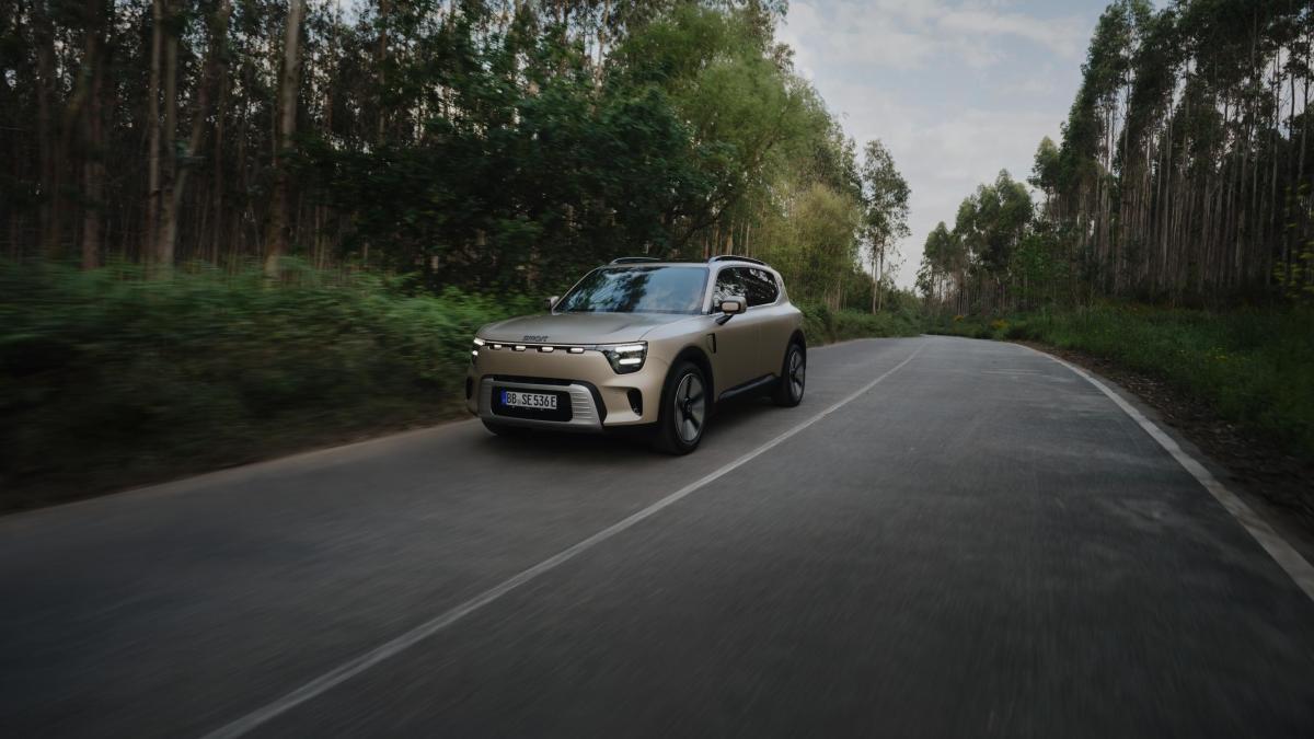 smart 5 la prova del suv elettrico premium autonomia come va prezzi e tempi di ricarica