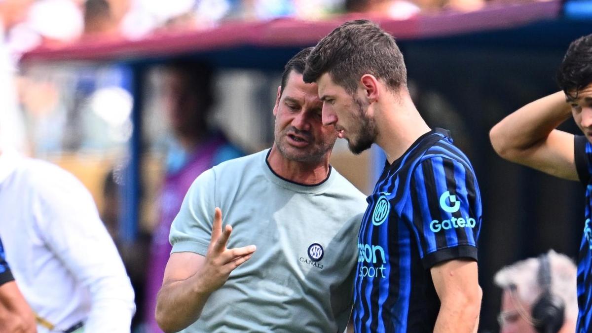 Chivu ridisegna la mediana: Sucic pronto a riprendersi la scena, Diouf osserva Chivu ridisegna la mediana: Sucic pronto a riprendersi la scena, Diouf osserva
