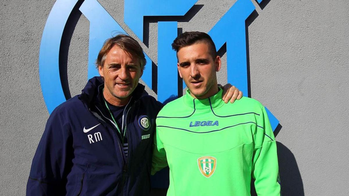 Andrea Mancini: "Raccomandato? Sì, ma cammino da solo. Vorrei essere il ds di papà, così..." Andrea Mancini: "Raccomandato? Sì, ma cammino da solo. Vorrei essere il ds di papà, così..."