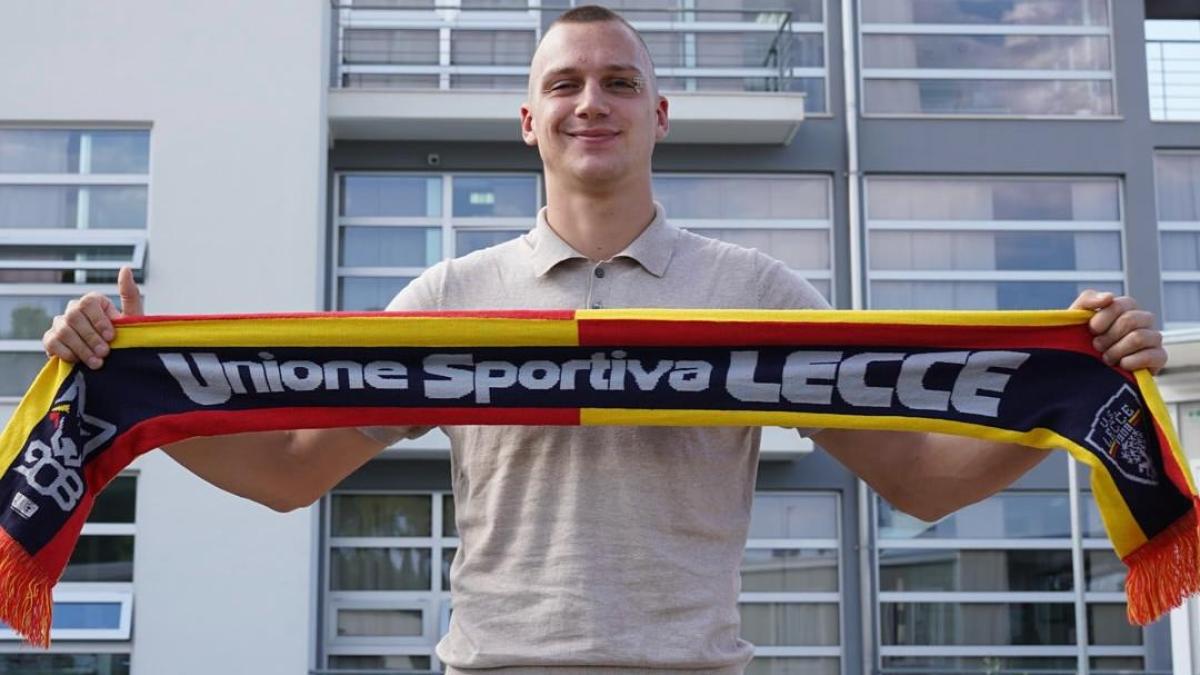 Stulic al fantacalcio: quotazione e statistiche del nuovo attaccante del Lecce Stulic al fantacalcio: quotazione e statistiche del nuovo attaccante del Lecce